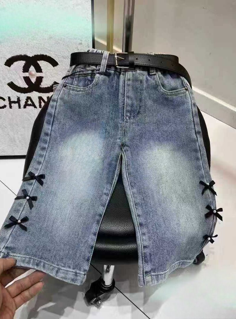 Джинсы