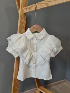 Блузка на коротком рукаве