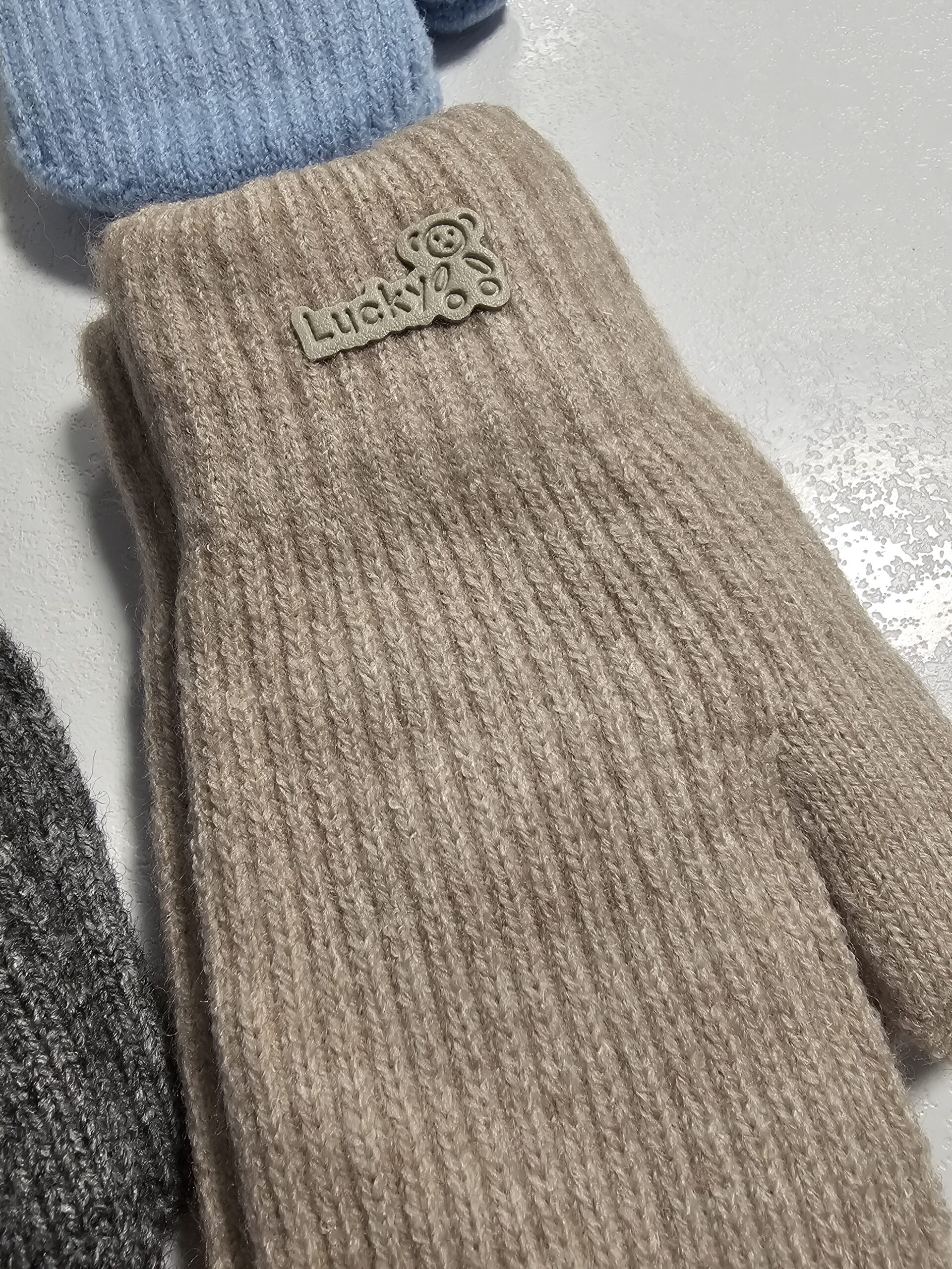 Варежки зимние — изображение 2