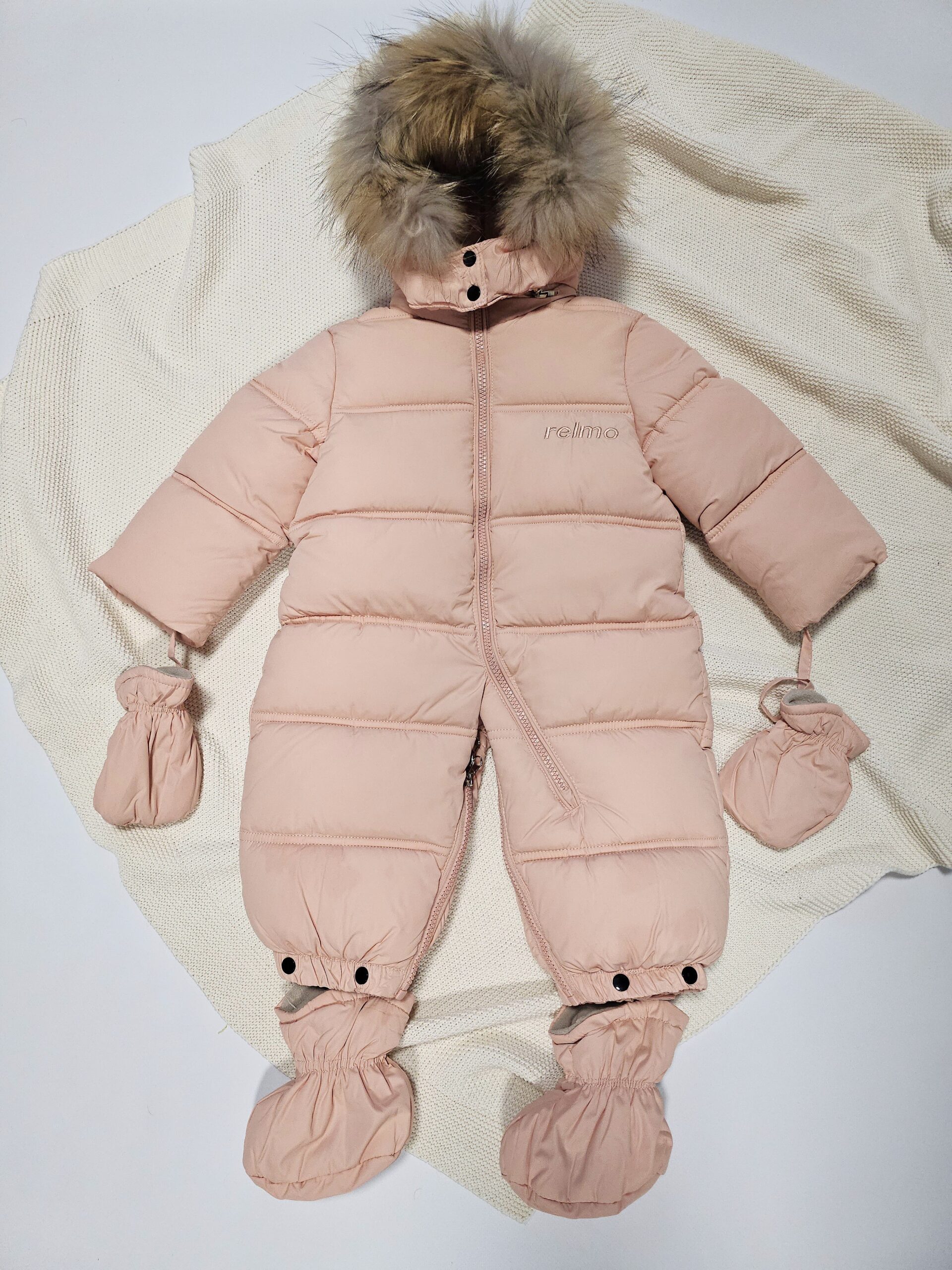 Зимний комбинезон для девочек