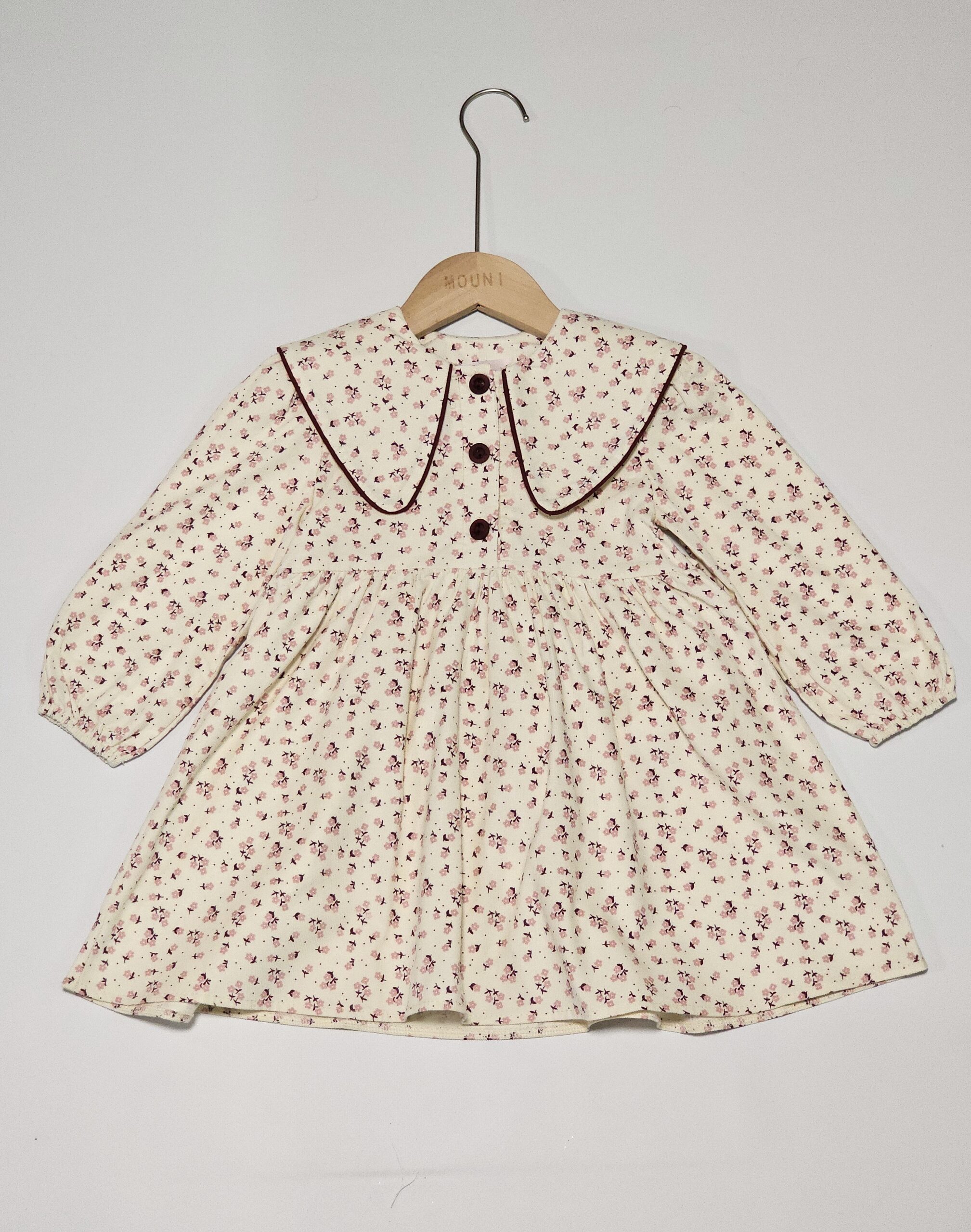 Платье вельветовое