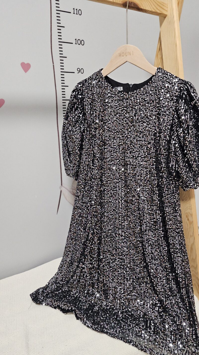 Платье в пайетки
