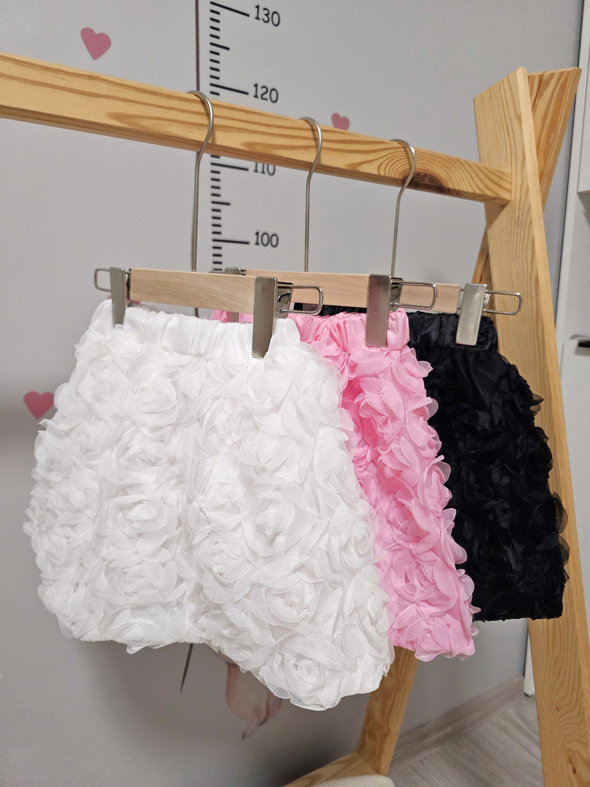 Юбка в розочки