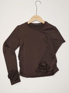 Лонгслив с розочками