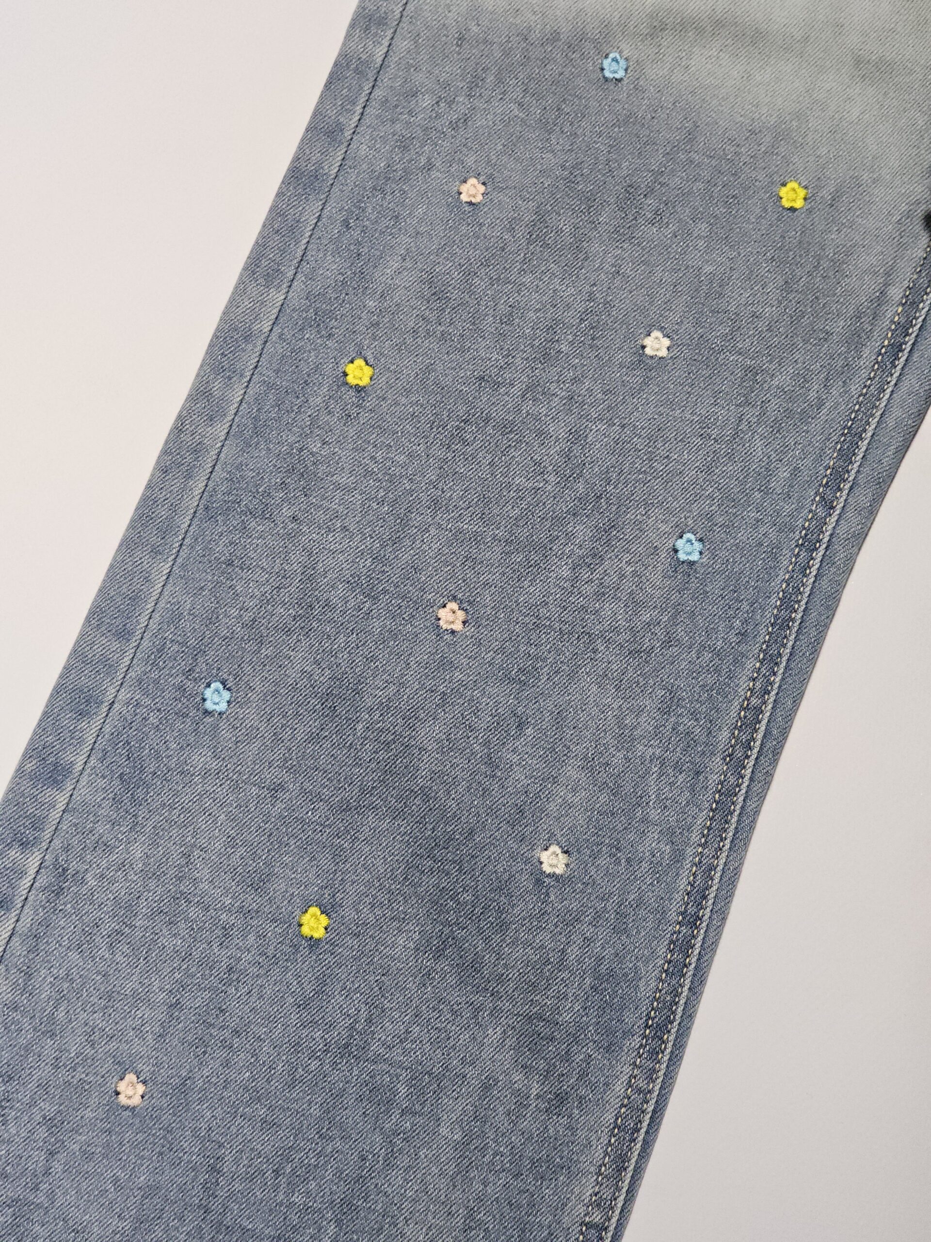 Джинсы для девочек — изображение 2